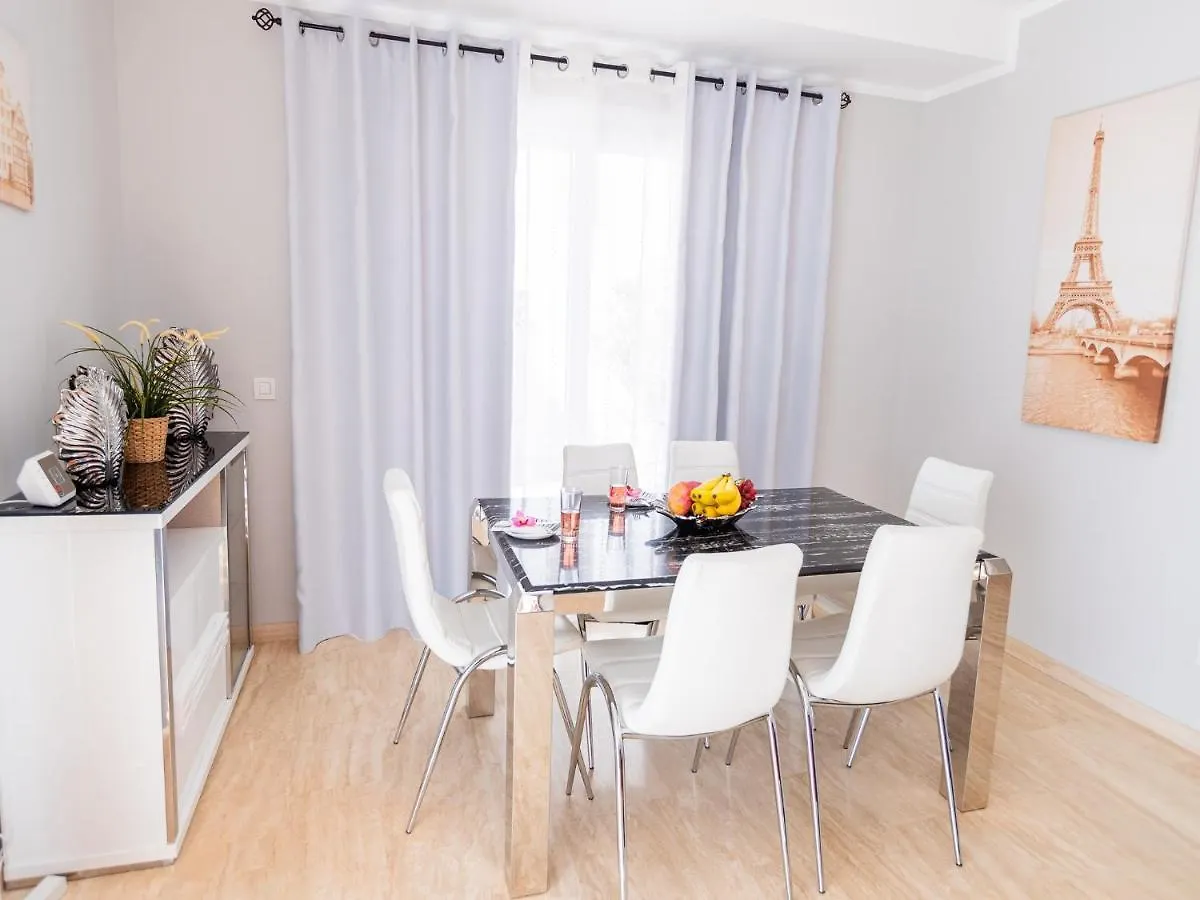 Villa De Lujo Con Piscina Privada En Costa Adeje 0*, Costa Adeje (Tenerife)
